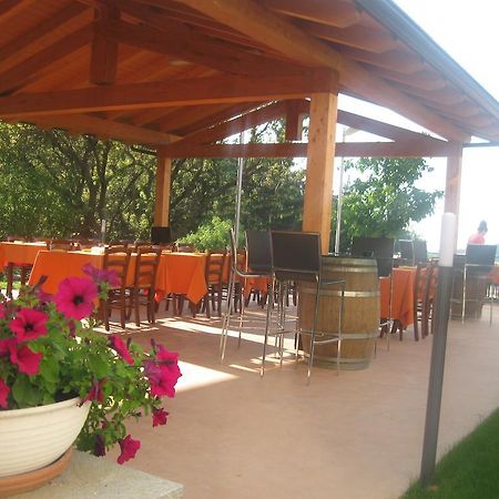 Albergo Del Turista Vernasca Exterior photo
